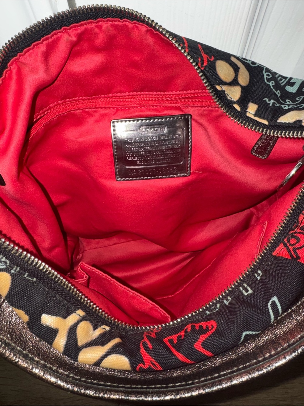 Coach Black Multi Poppy Heart Print Crossbody Bag - Picture 6 of 7